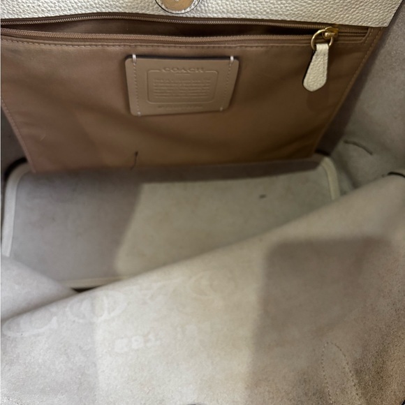 Coach Cream Tote Bag with Brown Accent - Picture 12 of 12